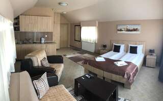 Апартаменты Apartmani Zecevic Niksic Никшич Cемейный номер с собственной ванной комнатой-1